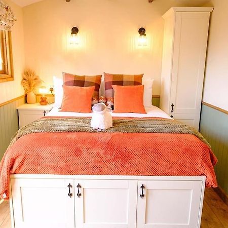 Lintmill Lodges - Heather Shepherds Hut Sorn Exteriér fotografie